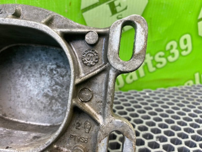 Кронштейн двигателя, 1000 рублей, Калининград