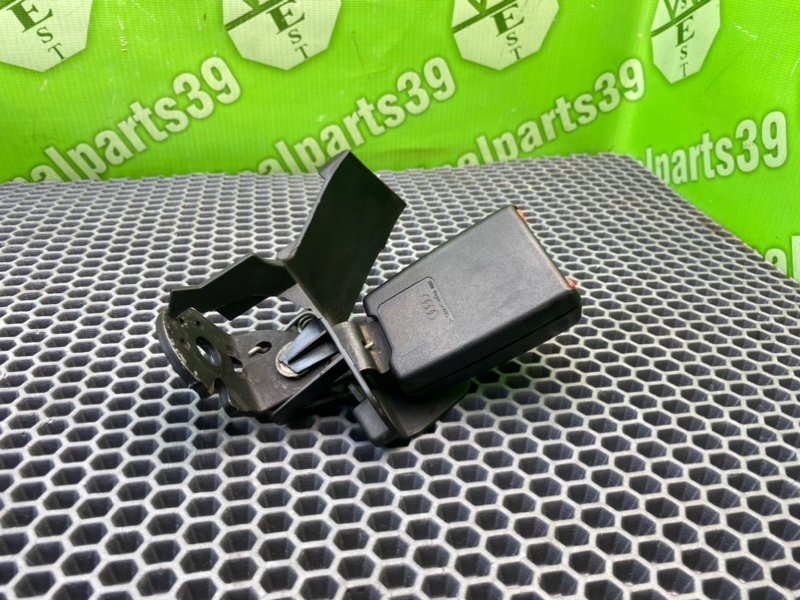 Замок ремня безопасности, 500 рублей, Калининград