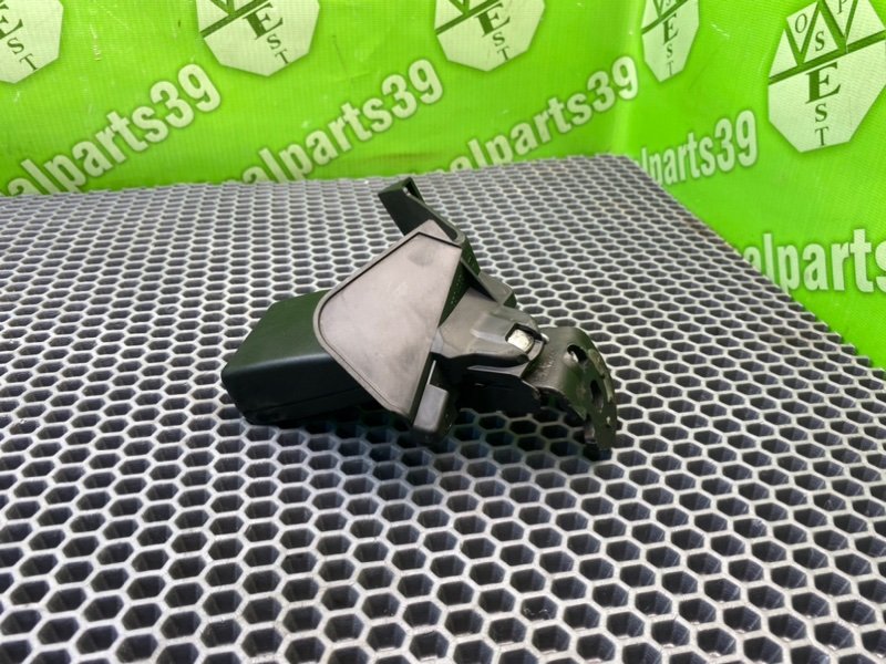 Замок ремня безопасности, 500 рублей, Калининград