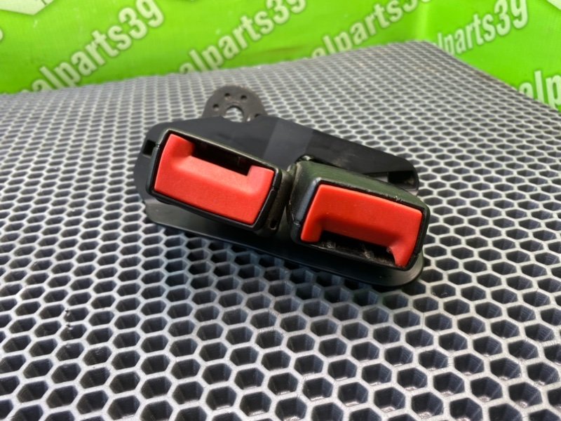 Замок ремня безопасности, 500 рублей, Калининград