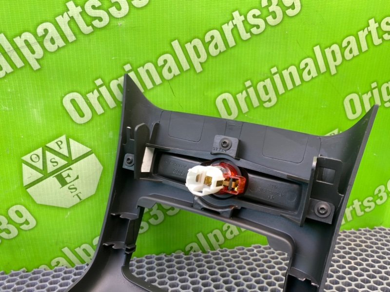 Накладка консоли, 1700 рублей, Калининград