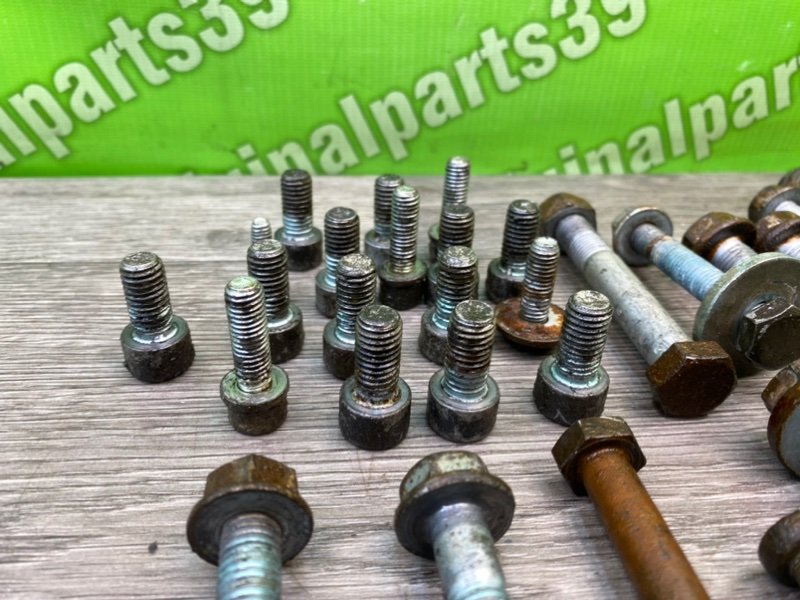 Болты подрамника, 2000 рублей, Калининград