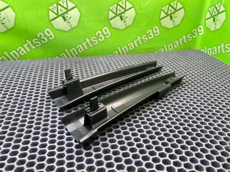 Обшивки стоек, 1000 рублей, Калининград