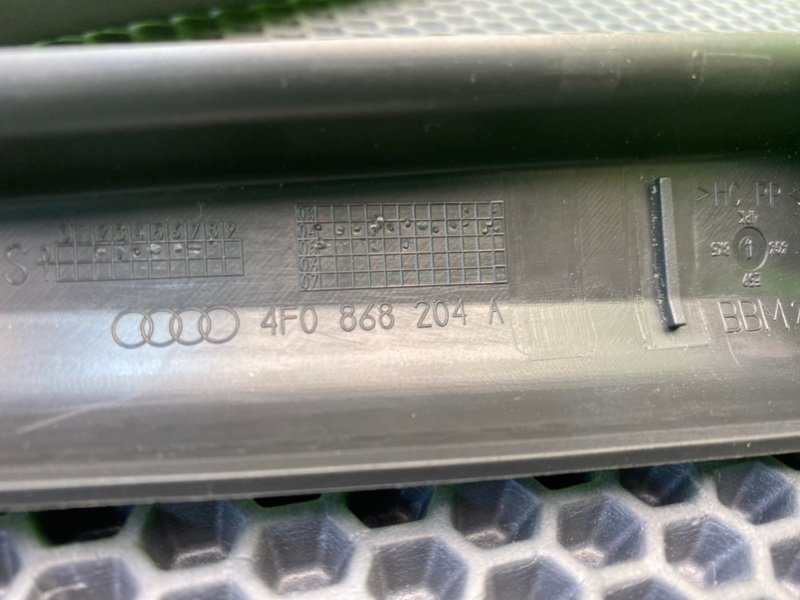 Обшивки стоек, 1000 рублей, Калининград