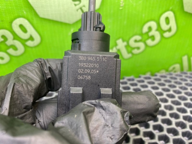 Концевик стоп-сигнала, 1000 рублей, Калининград