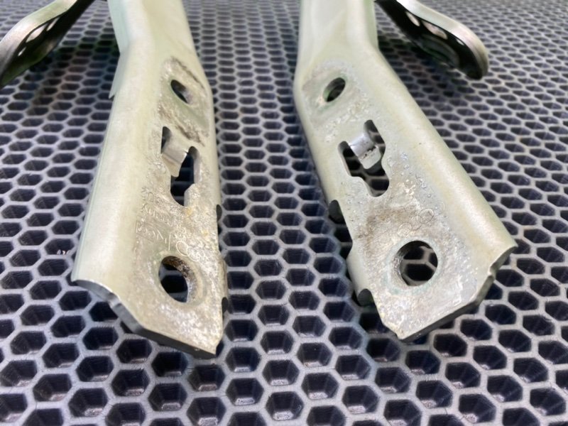 Петли капота, 1400 рублей, Калининград