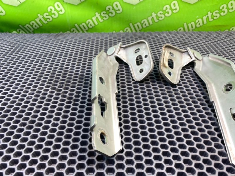 Петли капота, 1400 рублей, Калининград