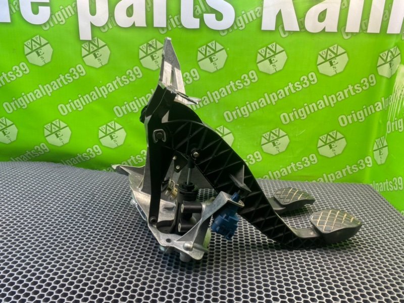 Педальный узел, 20200 рублей, Калининград