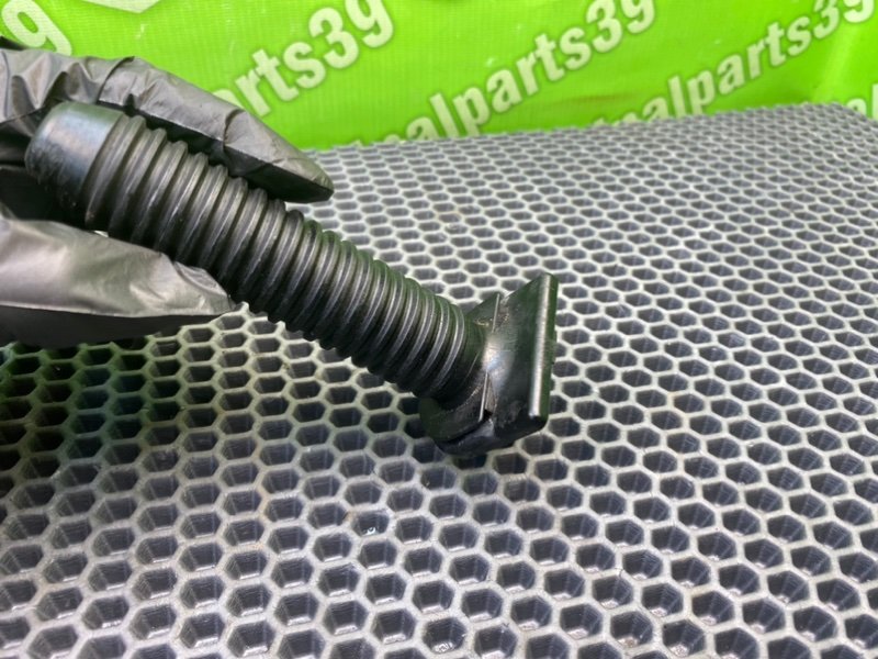 Крепление запаски, 700 рублей, Калининград