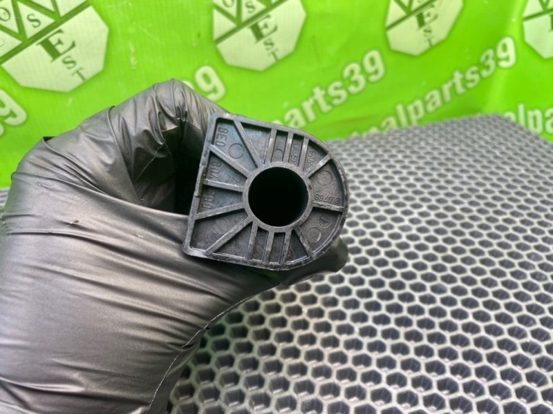 Крепление запаски, 700 рублей, Калининград