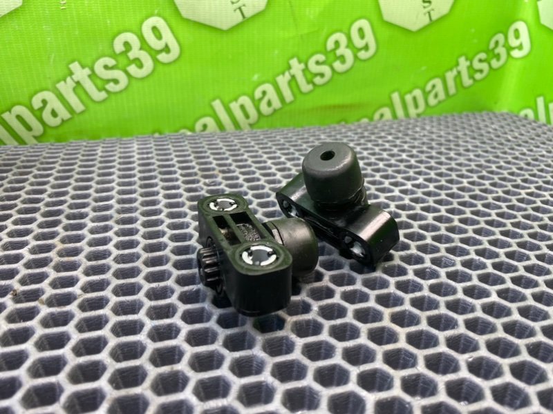 Ограничители багажника, 800 рублей, Калининград