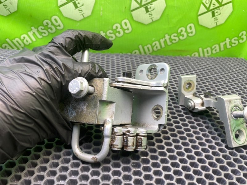 Петли дверей, 1000 рублей, Калининград