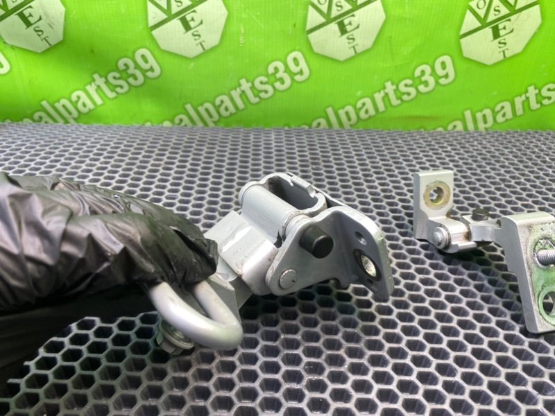 Петли дверей, 1000 рублей, Калининград