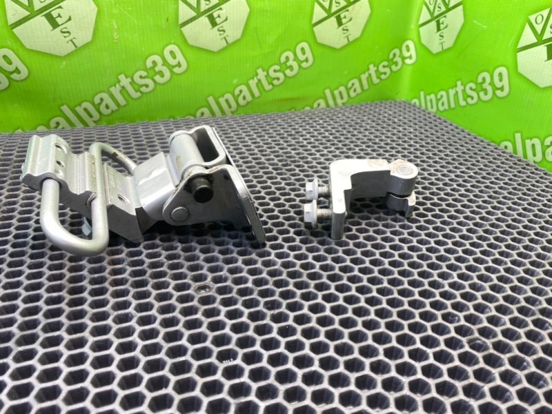 Петли дверей, 1000 рублей, Калининград