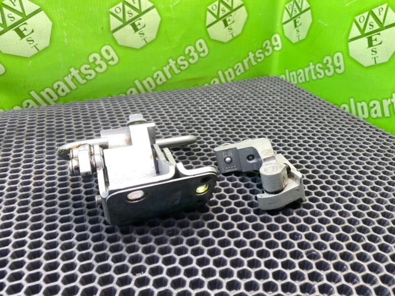 Петли дверей, 1000 рублей, Калининград