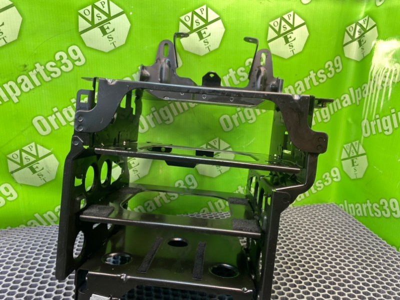 Кронштейн, 800 рублей, Калининград