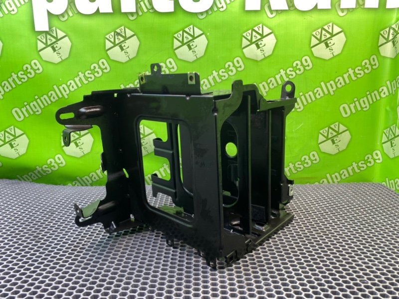 Кронштейн, 800 рублей, Калининград