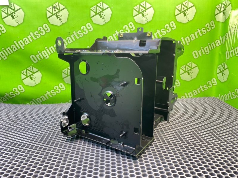 Кронштейн, 800 рублей, Калининград