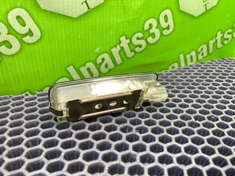 Плафон подсветки салона, 500 рублей, Калининград