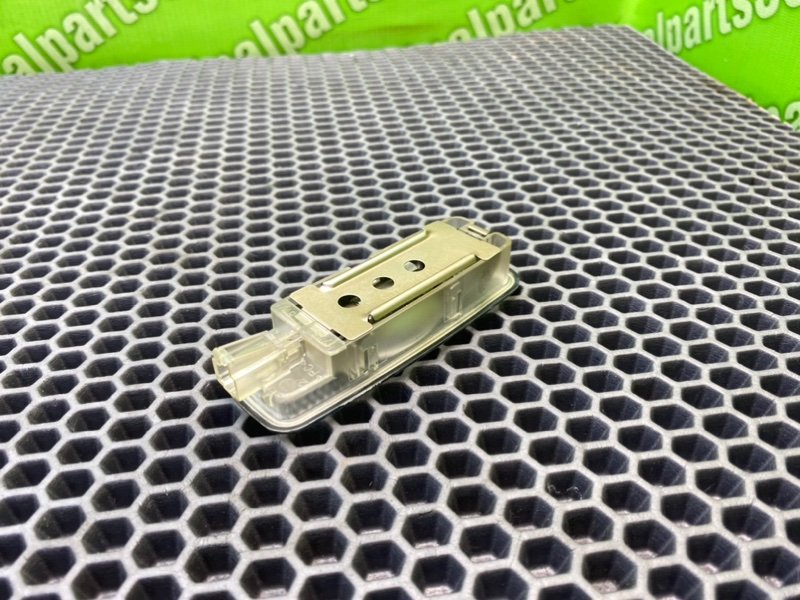 Плафон подсветки салона, 500 рублей, Калининград