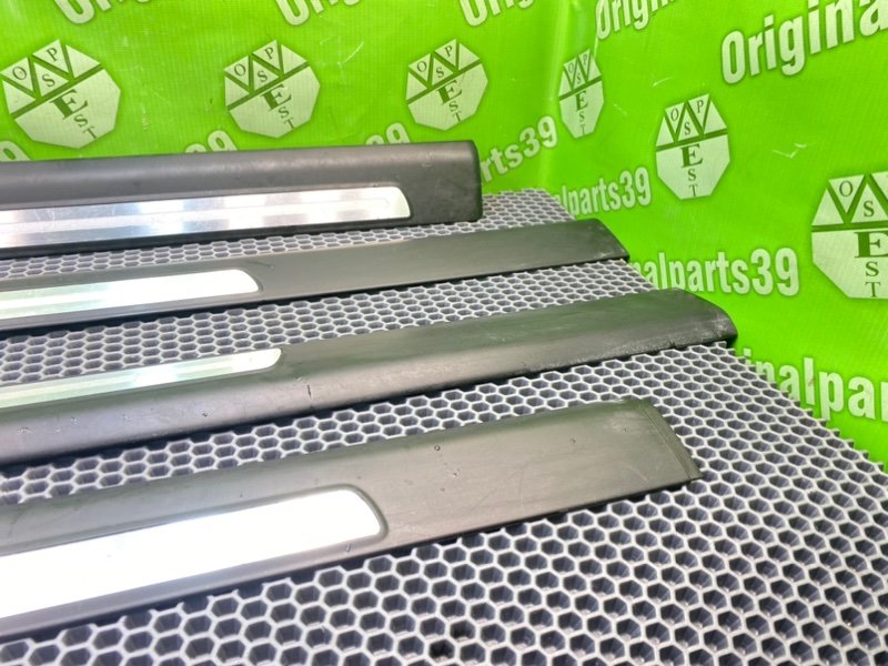 Накладки порогов, 2100 рублей, Калининград