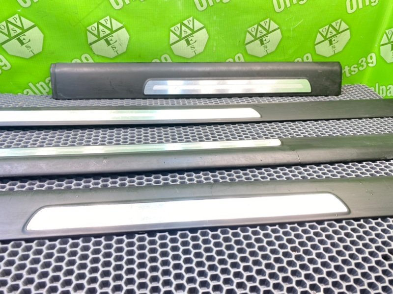 Накладки порогов, 2100 рублей, Калининград