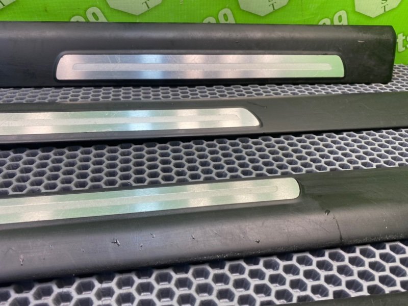 Накладки порогов, 2100 рублей, Калининград