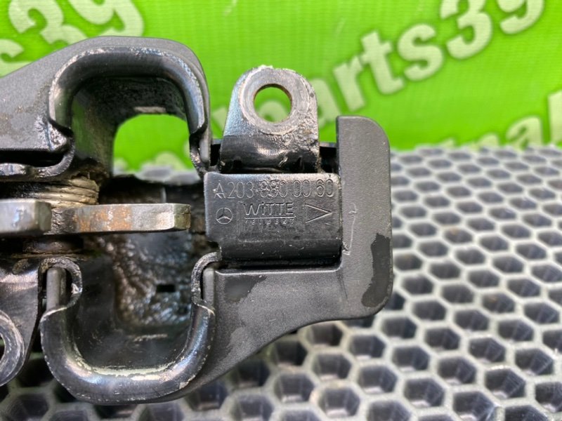 Замок капота, 800 рублей, Калининград