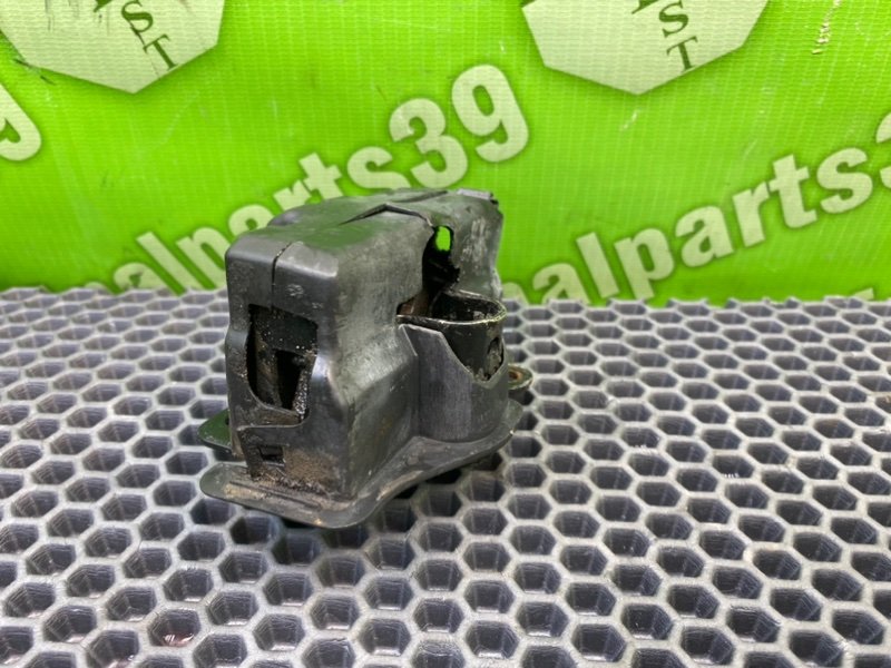 Замок капота, 800 рублей, Калининград