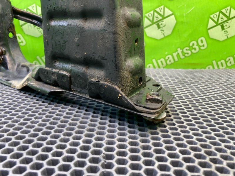 Кронштейн бампера, 1600 рублей, Калининград