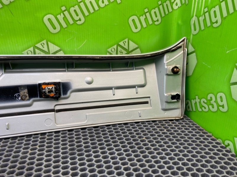 Спойлер, 2400 рублей, Калининград