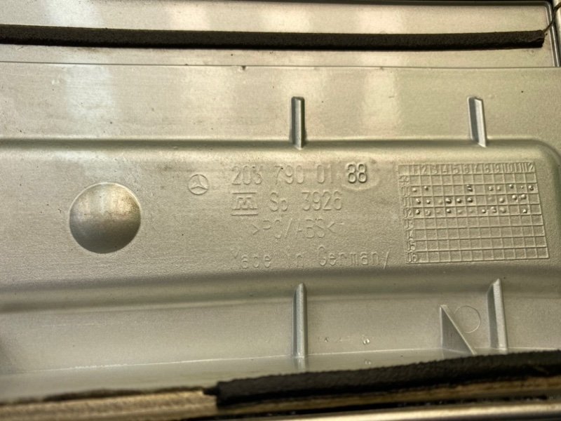 Спойлер, 2400 рублей, Калининград