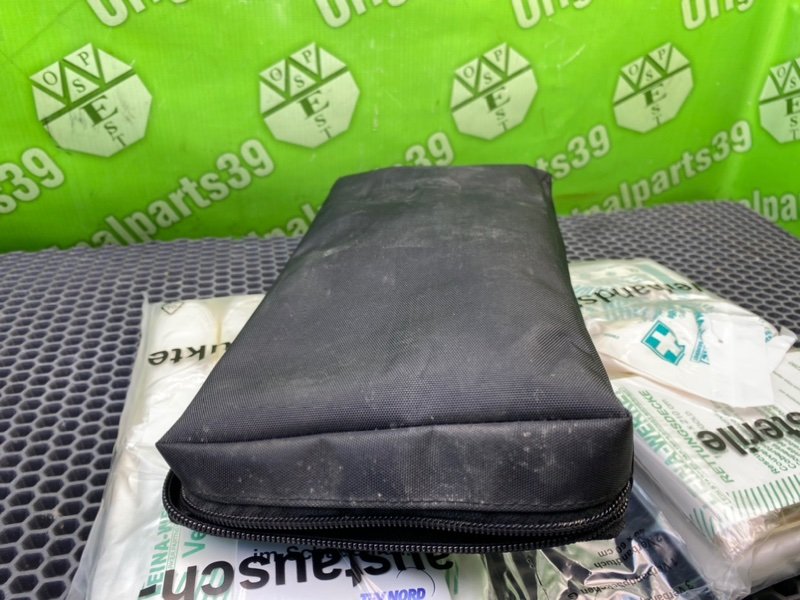 Аптечка, 1800 рублей, Калининград