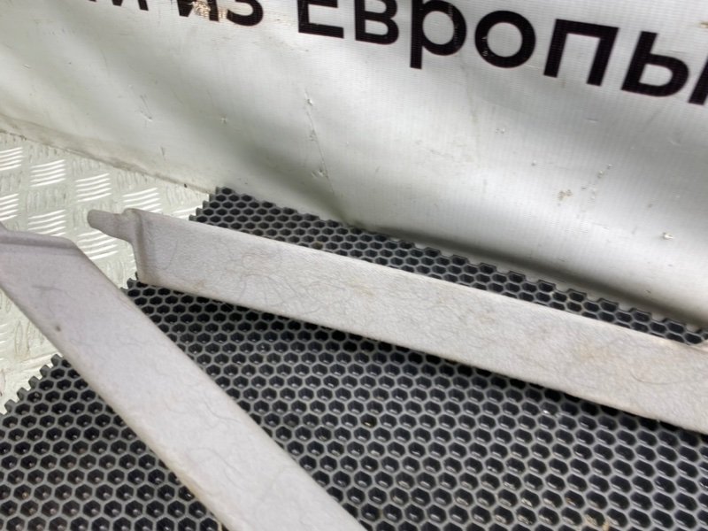 Обшивки стоек, 1000 рублей, Калининград