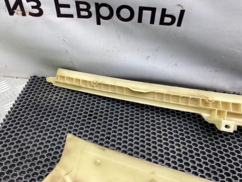 Обшивки стоек, 1000 рублей, Калининград