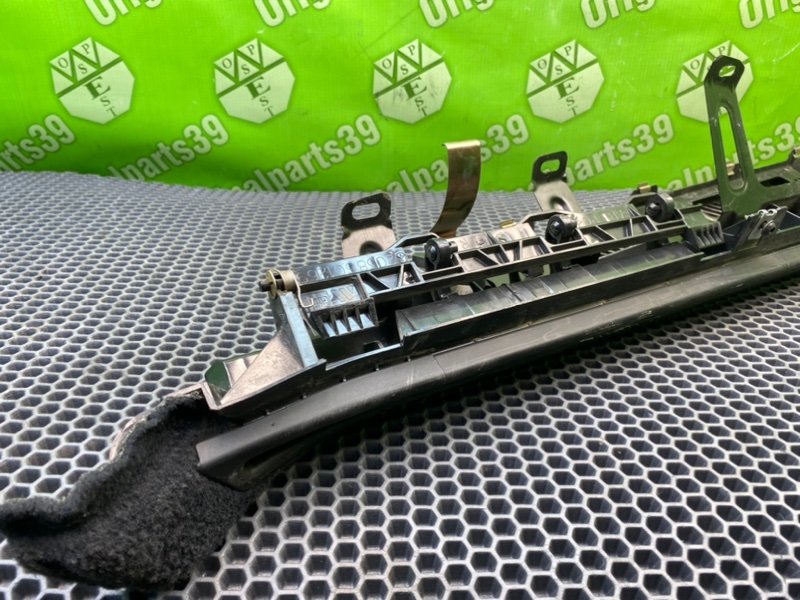 Направляющая шторки багажника, 1600 рублей, Калининград