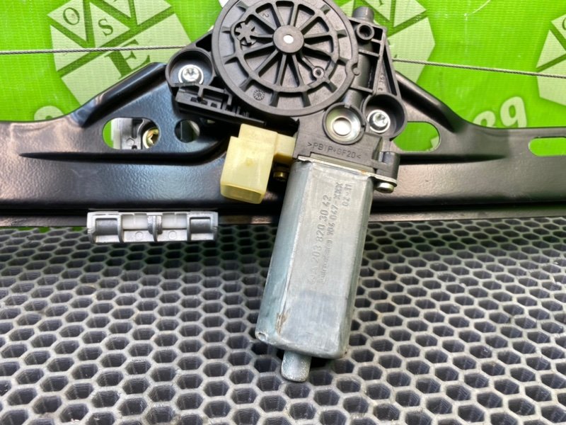 Стеклоподъемник, 1000 рублей, Калининград