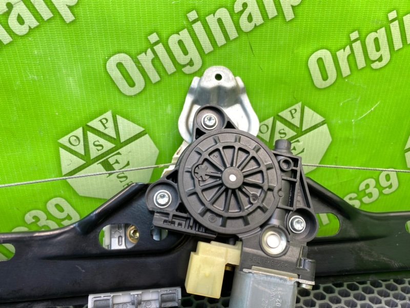 Стеклоподъемник, 1000 рублей, Калининград