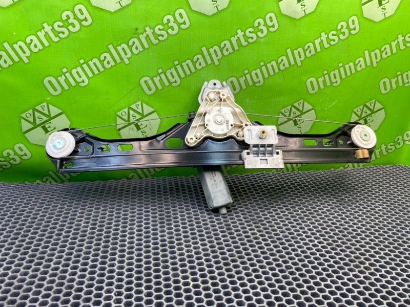 Стеклоподъемник, 1000 рублей, Калининград