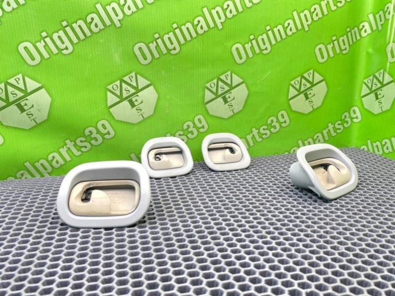 Крючки потолка, 1000 рублей, Калининград