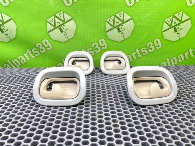 Крючки потолка, 1000 рублей, Калининград