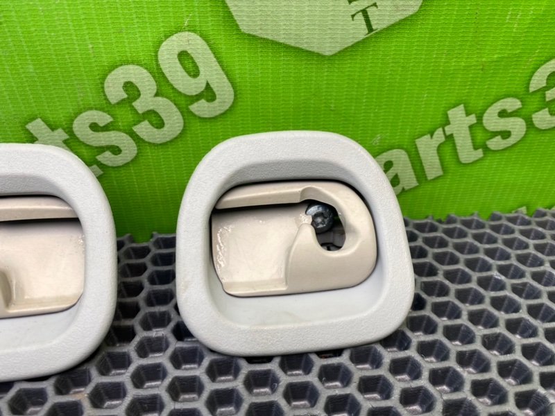 Крючки потолка, 1000 рублей, Калининград