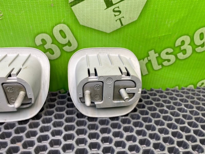 Крючки потолка, 1000 рублей, Калининград