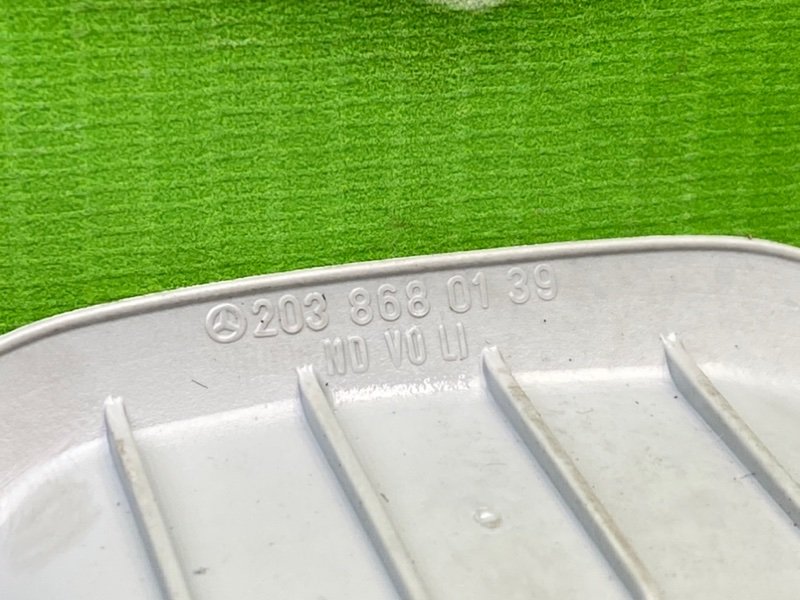 Крючки потолка, 1000 рублей, Калининград