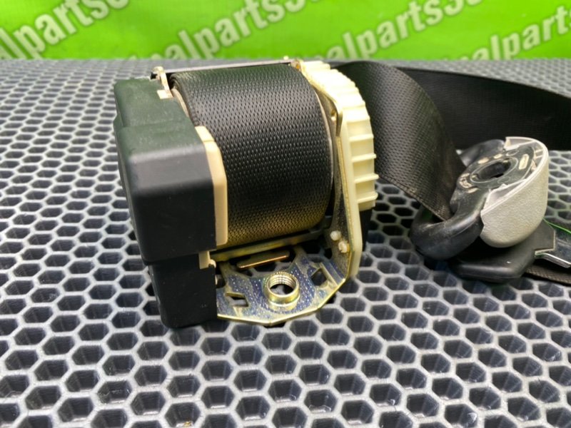 Ремень безопасности, 1000 рублей, Калининград