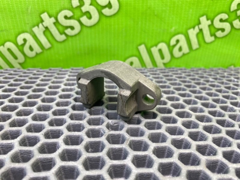 Кронштейн форсунки, 1000 рублей, Калининград