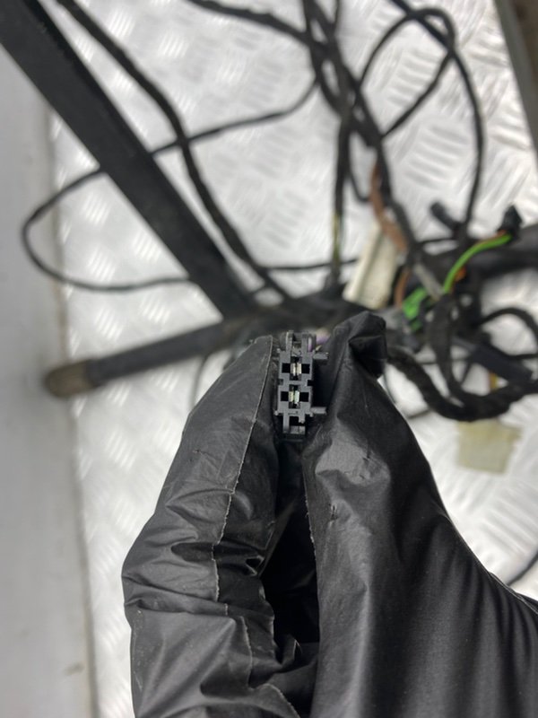 Проводка двери багажника, 1900 рублей, Калининград