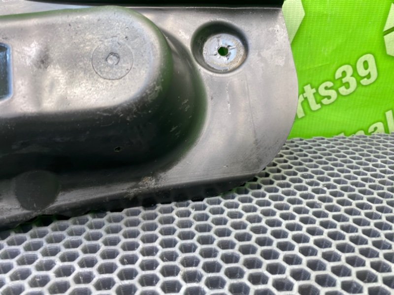 Подкрылок, 800 рублей, Калининград