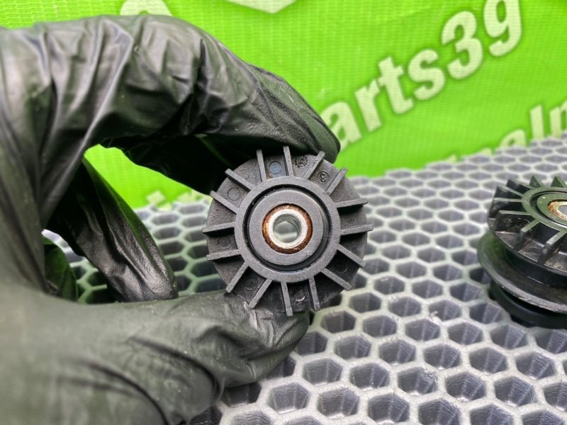 Кронштейны, 1000 рублей, Калининград