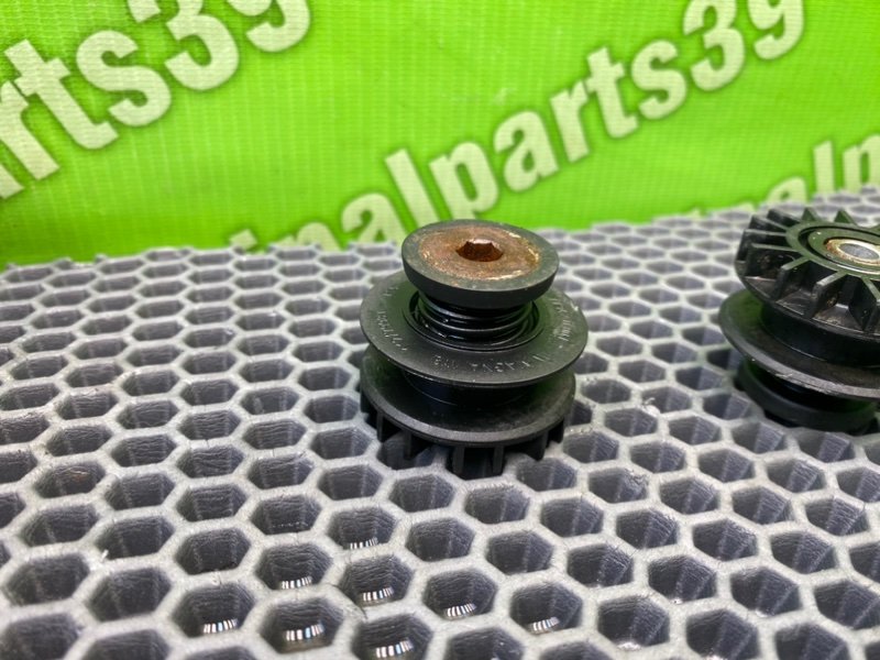 Кронштейны, 1000 рублей, Калининград